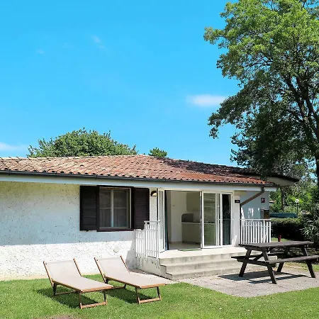 Semesterbostad Villaggio Turistico Europa 102s Grado